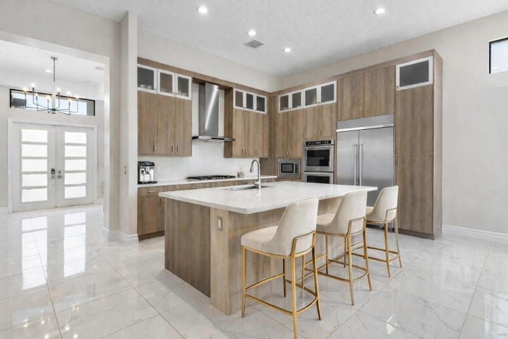 17317 Santaluce Mnr in Boca Raton, FL - Foto de edificio