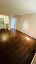 335 Glendale Ave in Bridgeport, CT - Building Photo - Building Photo
