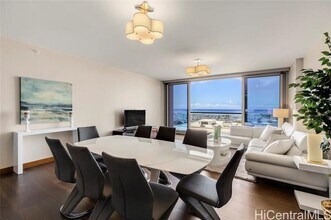 1555 Kapiolani Blvd in Honolulu, HI - Building Photo - Building Photo