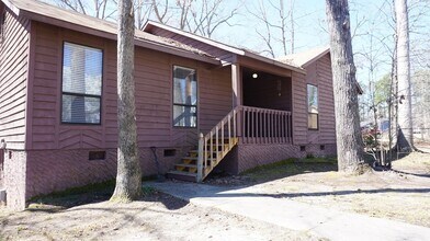 6019 Bartlett Ct in Fayetteville, NC - Building Photo - Building Photo