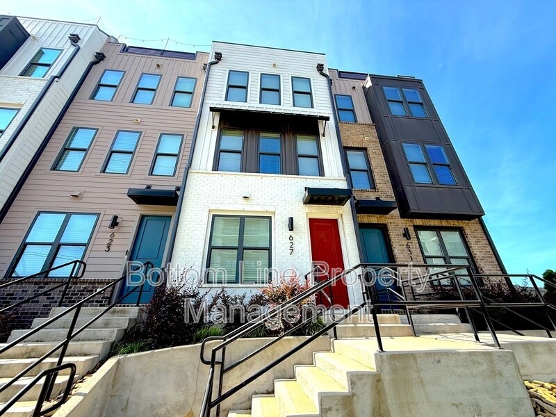627 W Tremont Ave in Charlotte, NC - Foto de edificio