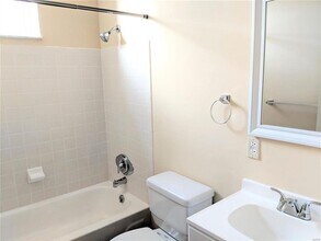 4376 Gibson Ave-Unit -4378 Gibson - 2nd Floor in St. Louis, MO - Building Photo - Building Photo