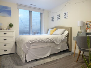 22 Saint Cyprians Pl in Boston, MA - Foto de edificio - Building Photo