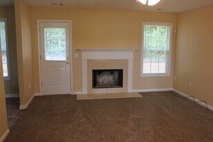 65 Amber Way in Covington, GA - Building Photo