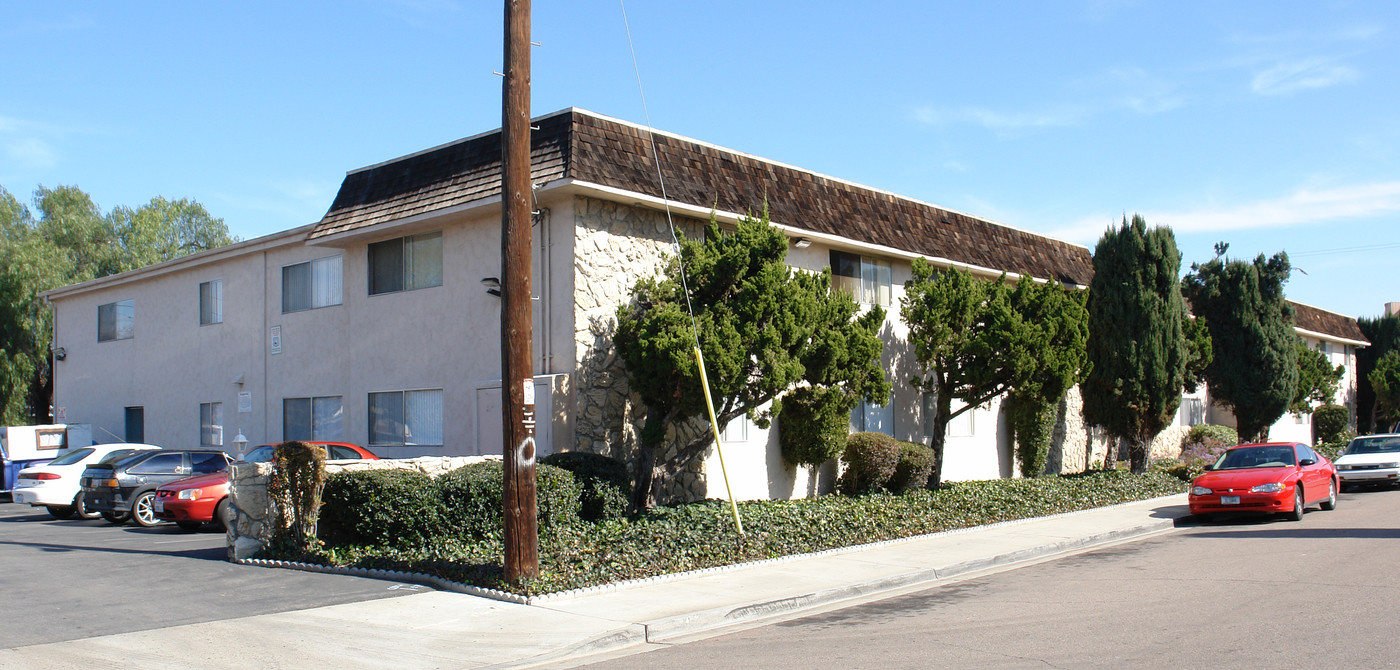 310 Linda Way in El Cajon, CA - Building Photo