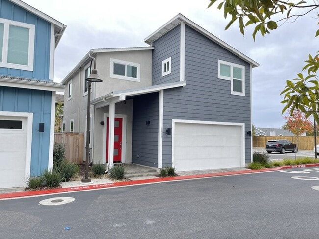 property at 1533 Elderberry Ct