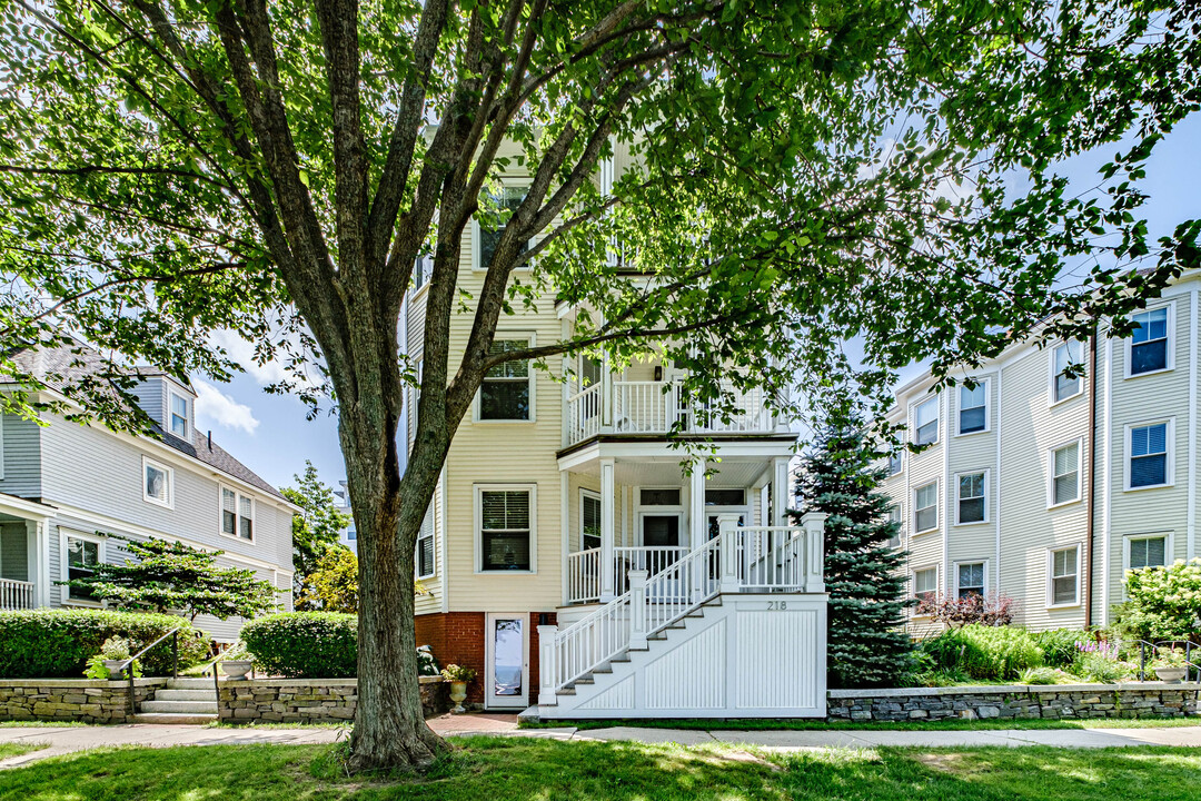 218 Eastern Promenade, Unit 3 in Portland, ME - Building Photo