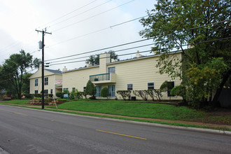 East Side Apartments in Dallas, TX - Building Photo - Building Photo