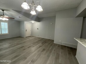 2604 Steffi Graf Dr in El Paso, TX - Building Photo - Building Photo
