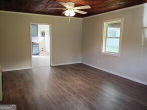 161 S Pine St in Toccoa, GA - Building Photo - Building Photo