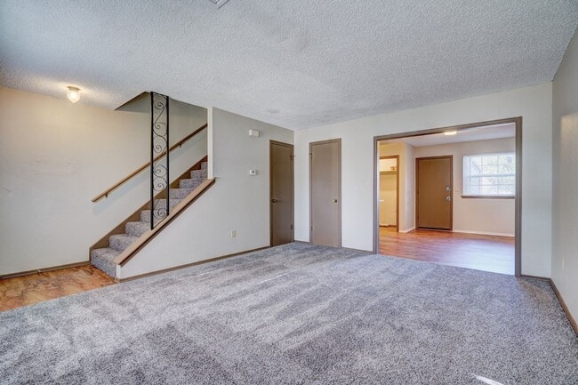 2629 Elwood Dr in Edmond, OK - Building Photo - Building Photo