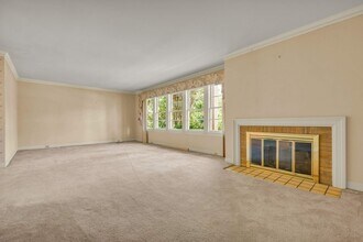 1111 12th St N in Columbus, MS - Foto de edificio - Building Photo