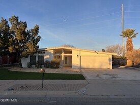 2009 Mermaid Dr in El Paso, TX - Building Photo