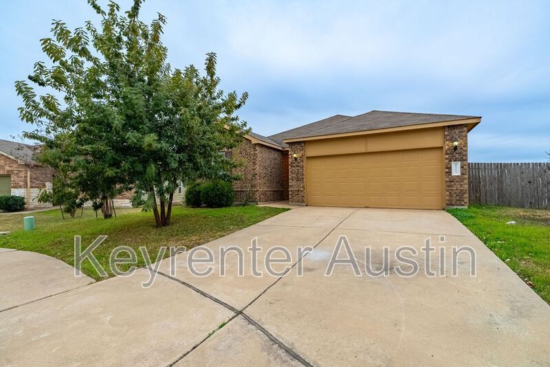 9513 China Rose Dr in Austin, TX - Building Photo