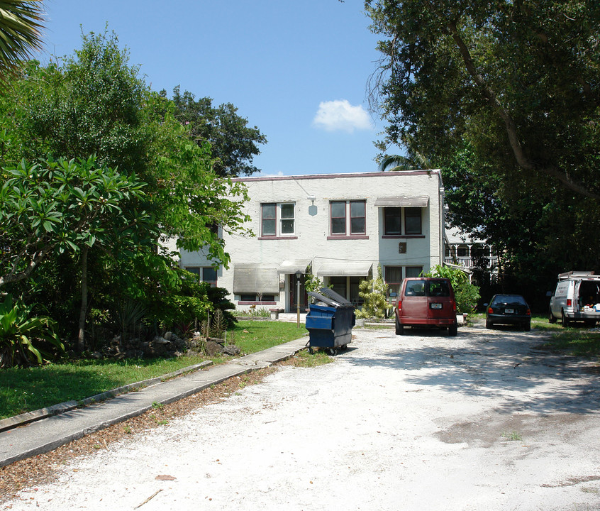 629 SW 4th Ave in Fort Lauderdale, FL - Building Photo