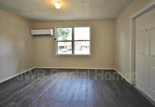 1276 W 32nd St in Jacksonville, FL - Building Photo - Building Photo