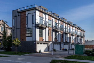 The Terraces II in Langley, BC - Building Photo - Building Photo