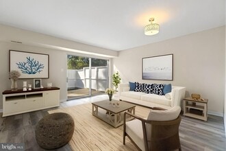 107 St Charles Square in Sterling, VA - Building Photo - Building Photo