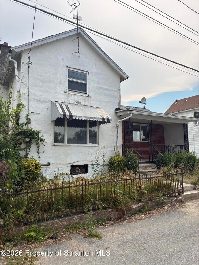 property at 1020 Farber Ct