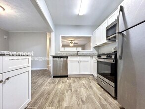 2776 Palm Dr in Atlanta, GA - Building Photo - Building Photo