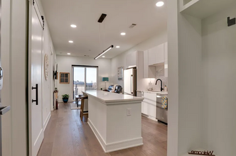 1125 10th Ave N, Unit 403 in Nashville, TN - Building Photo - Building Photo