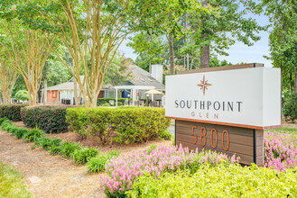 Southpoint Glen in Durham, NC - Building Photo - Building Photo