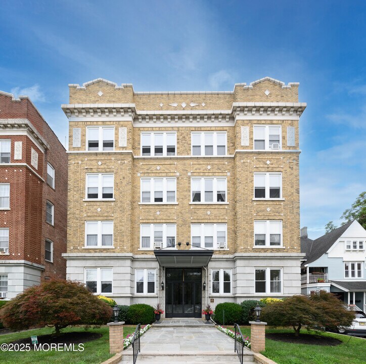 45 N Fullerton Ave in Montclair, NJ - Building Photo