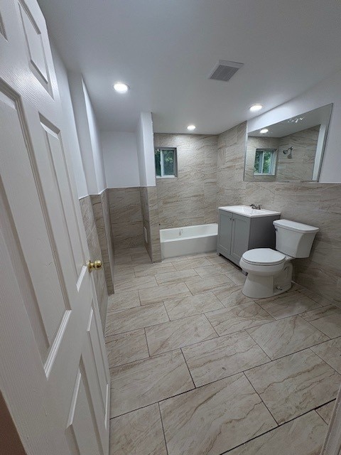 property at 1904 E Hazzard St