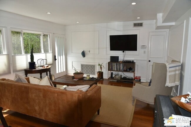 642 Pacific St-Unit -2 in Santa Monica, CA - Foto de edificio - Building Photo