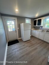 1021 Wheeler Ave in Scranton, PA - Building Photo - Building Photo