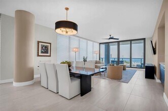 301 1st St S in St. Petersburg, FL - Building Photo - Building Photo