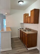 4944 N Broad St, Unit 3F in Philadelphia, PA - Building Photo