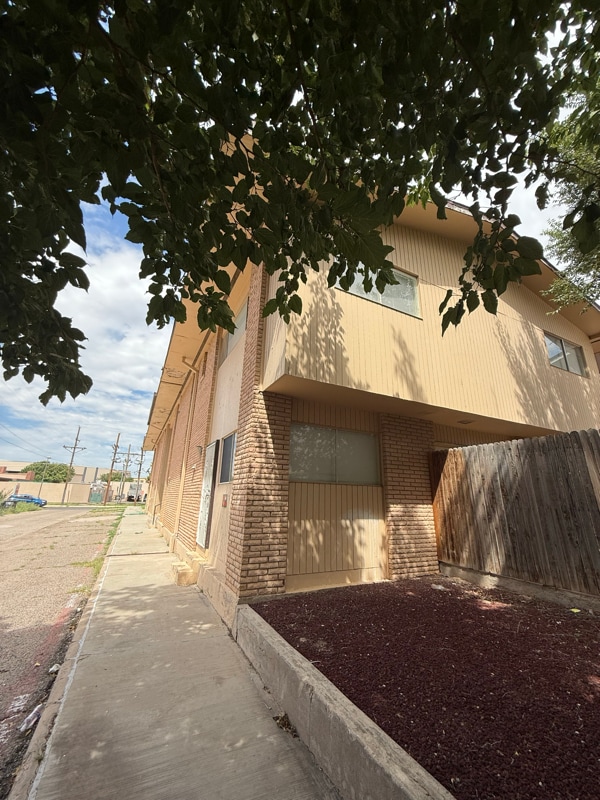 property at 2601 N Kentucky Ave