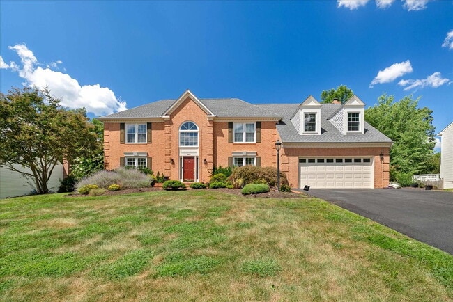 8608 Oak Brook Ln in Fairfax Station, VA - Building Photo - Building Photo