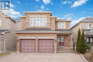 14 Ann Louise Crescent in Markham, ON - Building Photo