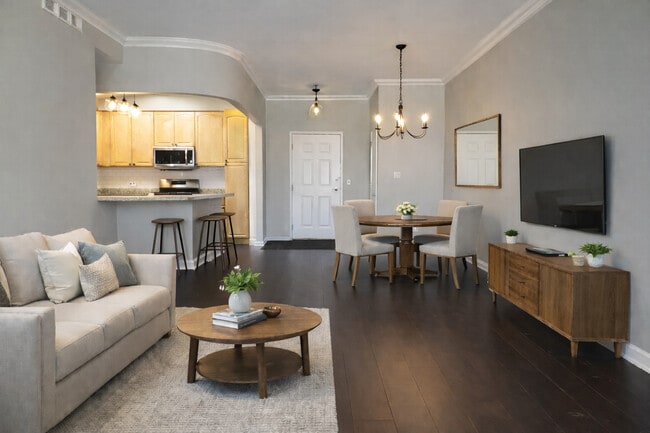 5036 W Pensacola Ave in Chicago, IL - Building Photo - Building Photo