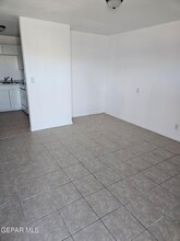 8738 Robert Dr in El Paso, TX - Building Photo - Building Photo