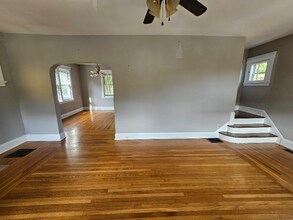 2025 New Linden Rd in Newport, KY - Building Photo - Building Photo