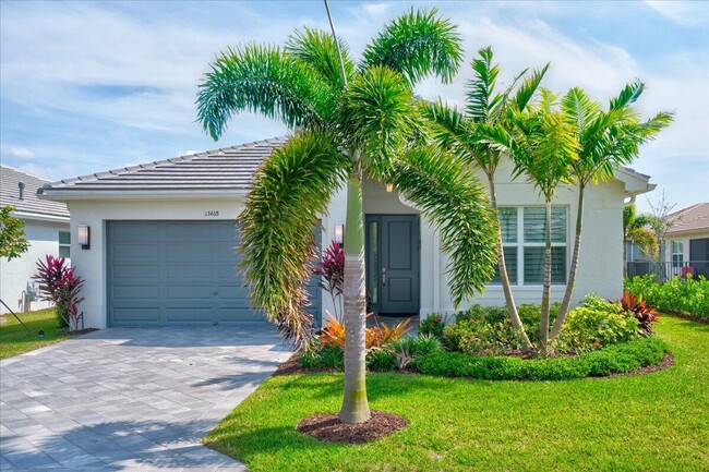 13468 SW Indigo Inlet Ln in Port St. Lucie, FL - Foto de edificio - Building Photo