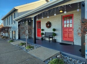 Fielding Court in Evansville, IN - Building Photo - Building Photo