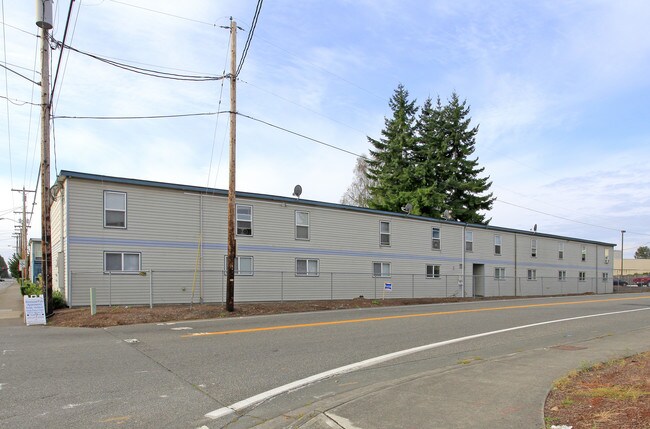 Brentwood Park in Everett, WA - Building Photo - Building Photo