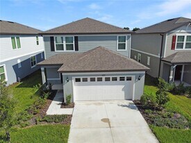 437 Waterford Dr in Lake Alfred, FL - Building Photo