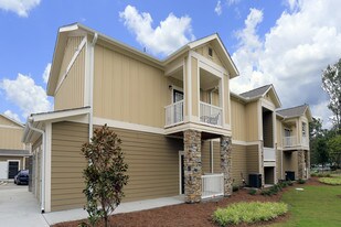 Lullwater at Richmond Hill Apartments