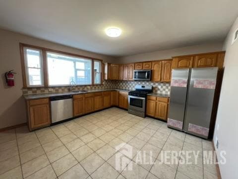 399 Park Ave in Perth Amboy, NJ - Building Photo - Building Photo