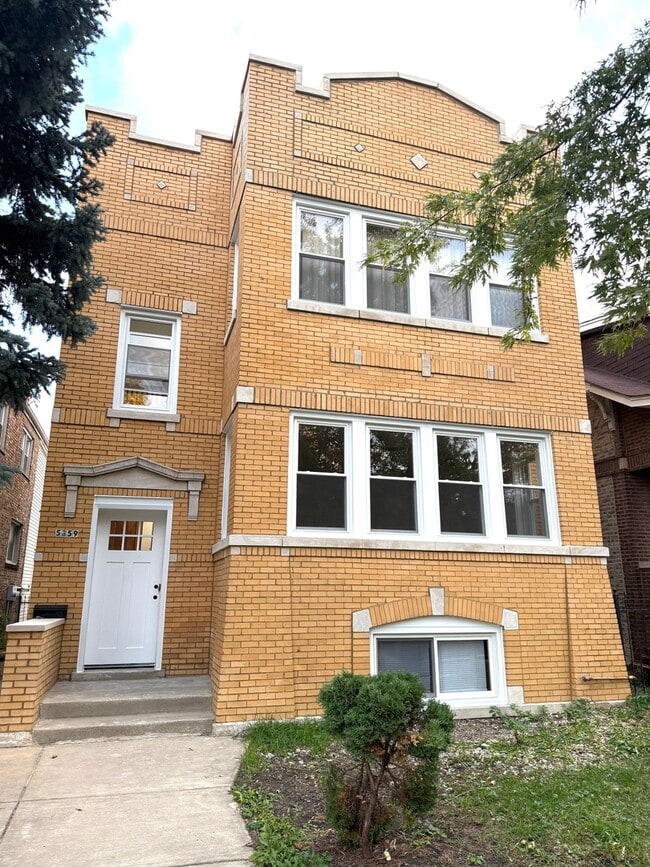 property at 5359 W Potomac Ave