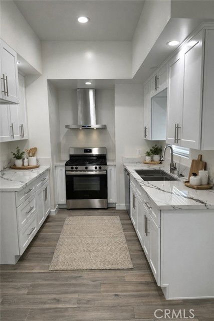 property at 10652 Shoshone Ave