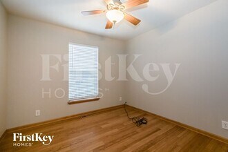 812 E 14th St in Kearney, MO - Building Photo - Building Photo