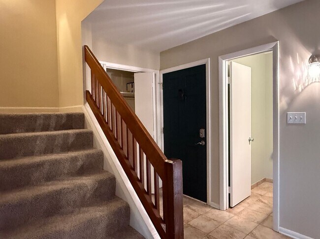 82 Summer E in Williamsburg, VA - Foto de edificio - Building Photo