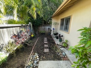 7369 Elmhurst Pl in Goleta, CA - Building Photo - Building Photo