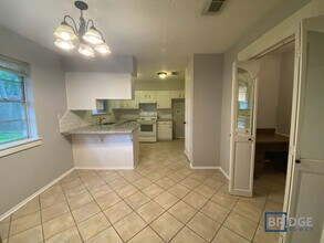 4414 Burkegate Dr in Spring, TX - Building Photo - Building Photo